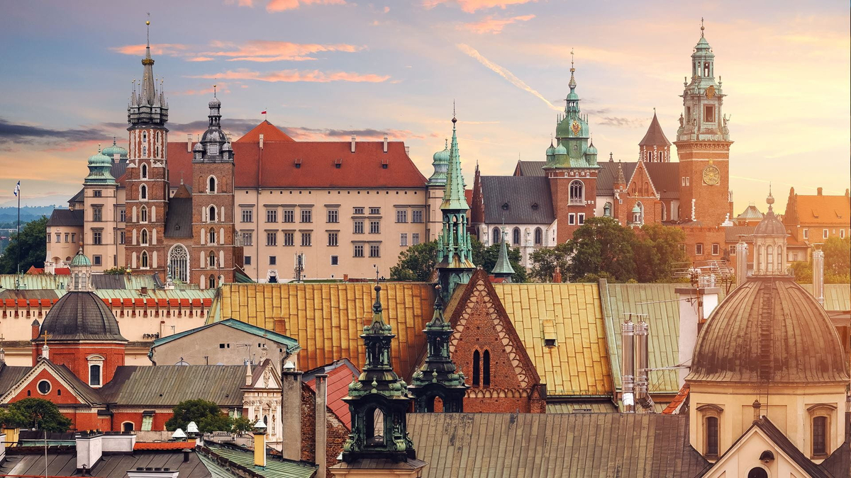 featured image thumbnail for Discoverthe essence of  Cracow with Alex Hillkurtz