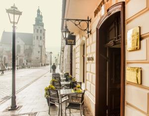 featured image thumbnail for DISCOVER THE ESSENCE OF CRACOW